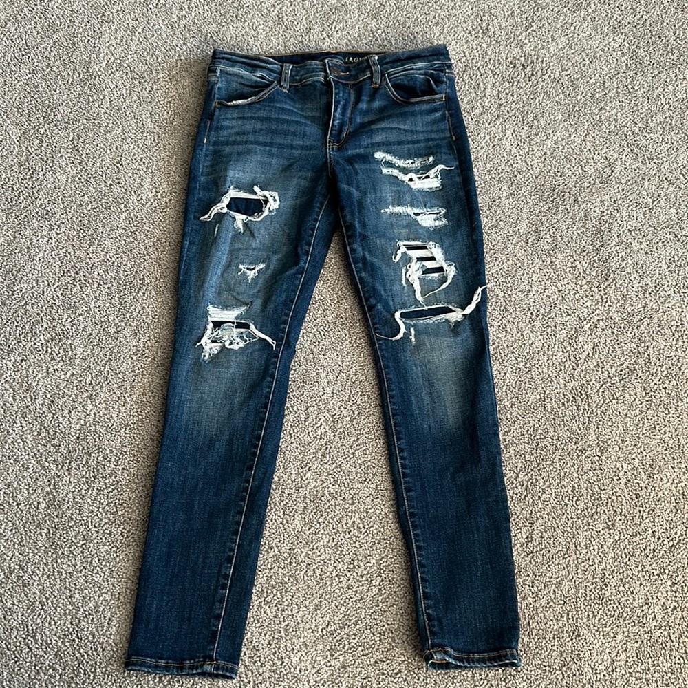 American Eagle Distressed Jeans